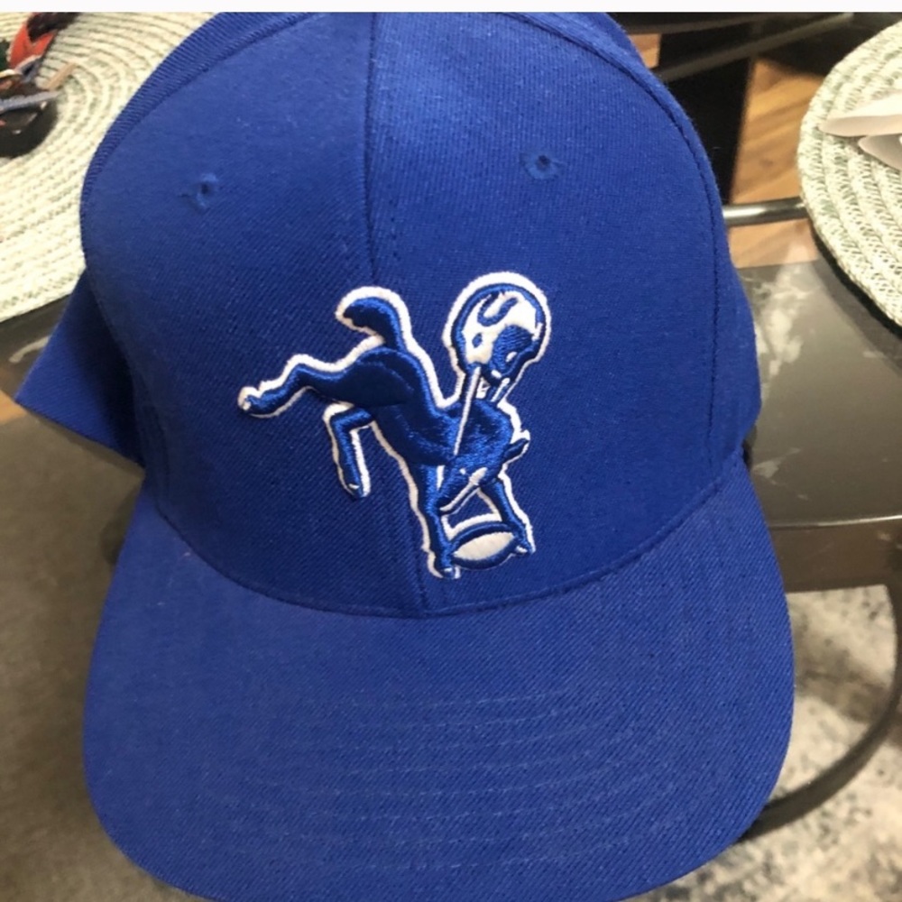 Colts hat.